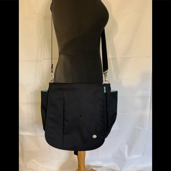 haiku women's to go convertible messenger bag